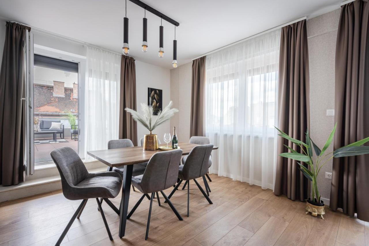 The Rose Garden Budapest Apartments エクステリア 写真