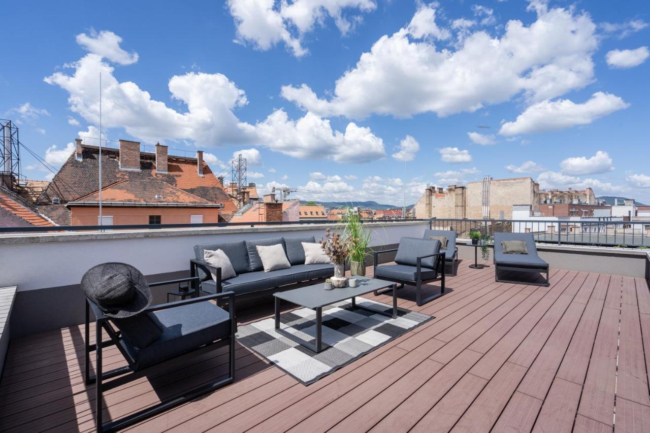 The Rose Garden Budapest Apartments エクステリア 写真