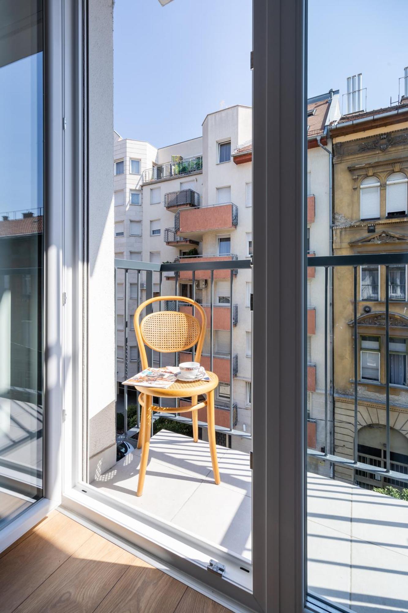 The Rose Garden Budapest Apartments エクステリア 写真
