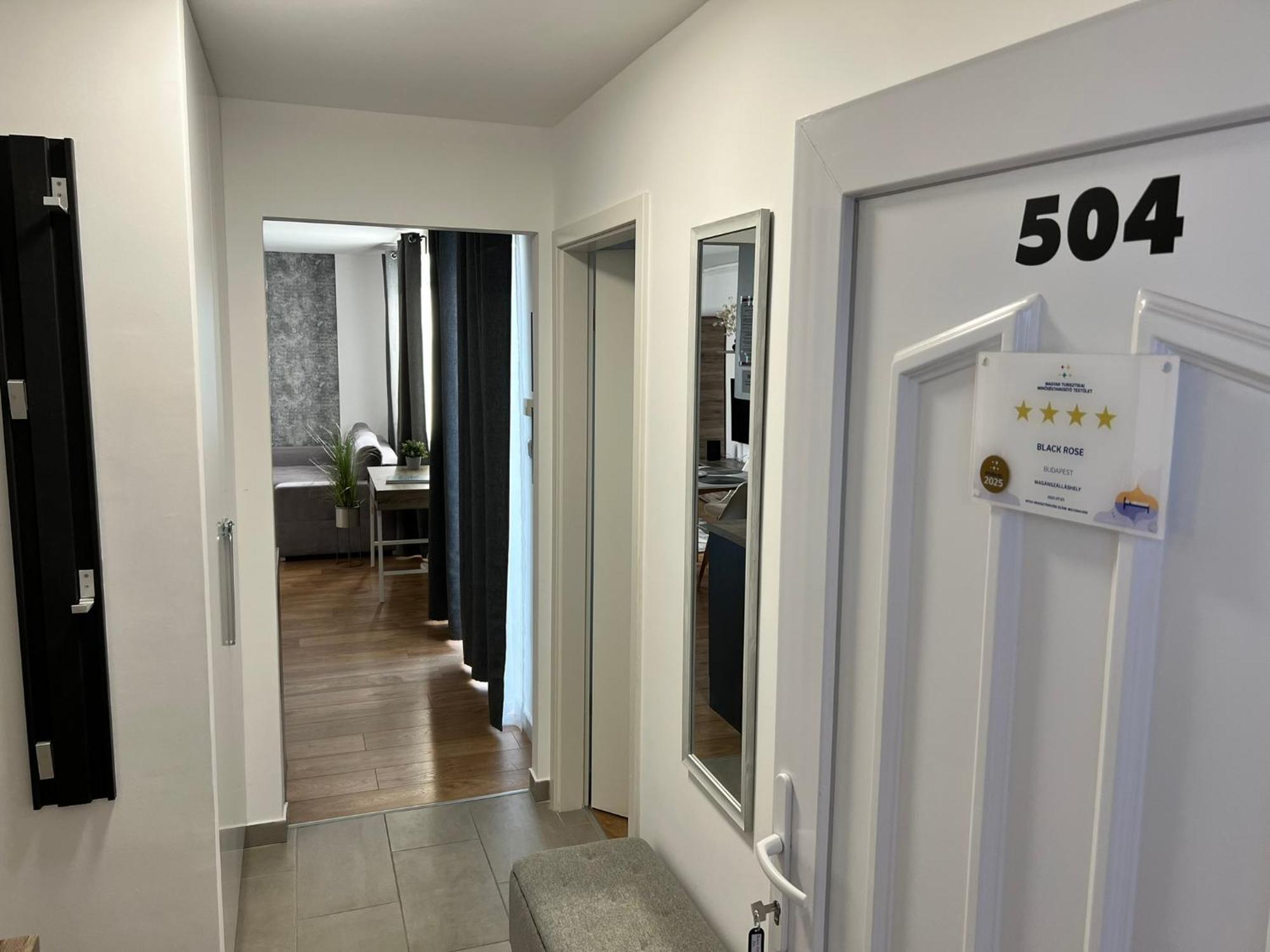 The Rose Garden Budapest Apartments エクステリア 写真